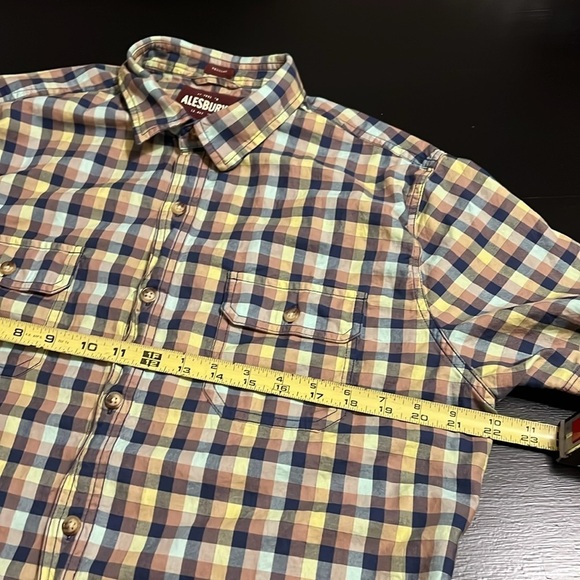 Alesbury short sleeve button down - Picture 4 of 5